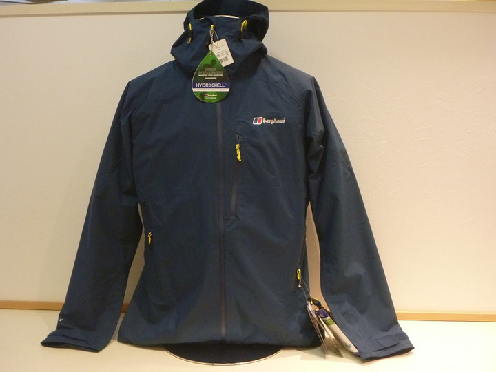 極美品 使用2回 berghaus バーグハウス 防水／透湿／防風 ハードシェルジャケット ハイドロシェルジャケット フーディ パーカ 黒 メンズL 極美品 使用2回 バーグハウス ハードシェルジャケット フーディ