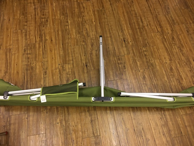 好日山荘 紀三井寺店 : 設営3秒？コールマン パックアウェイコット