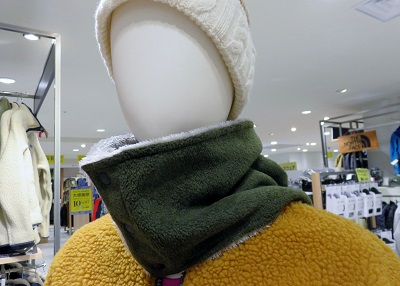 閉店】好日山荘 立川店 : ふわふわ可愛いネックウォーマー