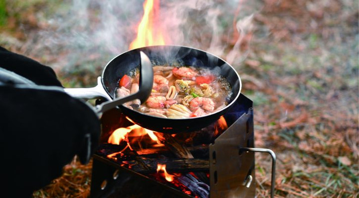 好日山荘 瑞穂店 : ソロキャンプに是非！ユニフレーム 中華鍋など