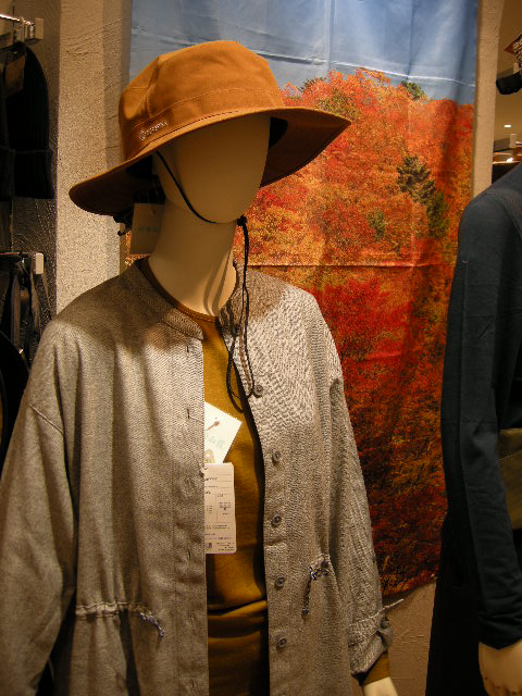 好日山荘 ならファミリー近鉄百貨店奈良店 : マーモット×四角友里さん