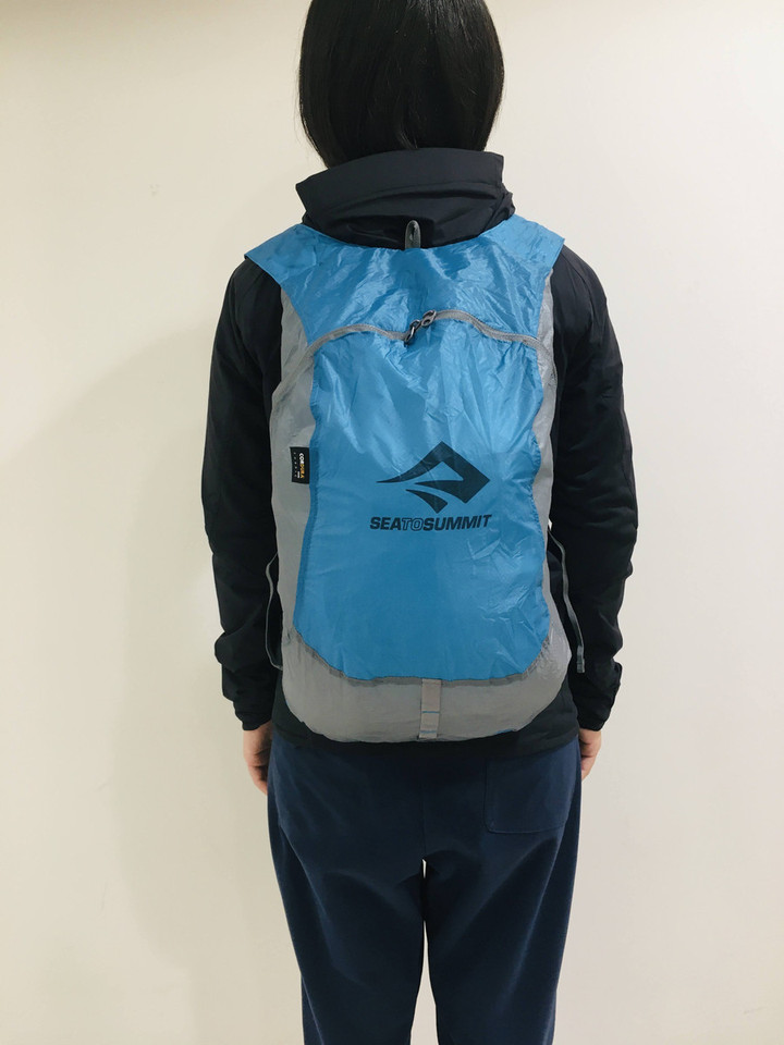 好日山荘 立川店 : SEA TO SUMMITのサブザック3種類を比較してみた。