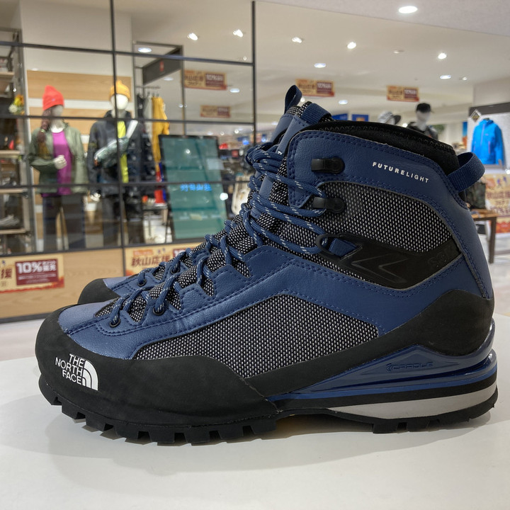 箱付き】 THE NORTH FACE Verto S3K FUTURELIGHT トレッキングシューズ  