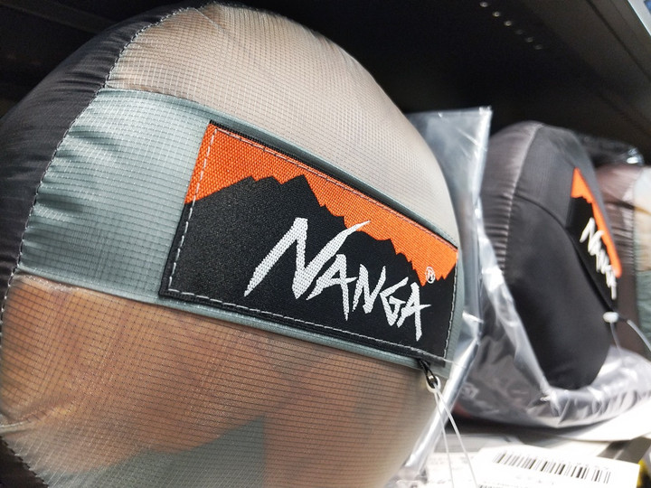 好日山荘 広島紙屋町店 : ナンガ寝袋入荷しました！