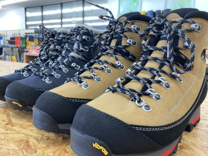 登山靴ザンバラヤン、パスピオ W 