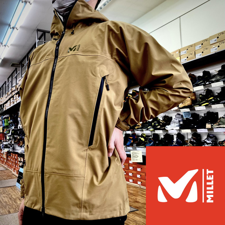 好日山荘 瑞穂店 : ストレッチ性のある秋冬用防水ジャケット＆パンツ