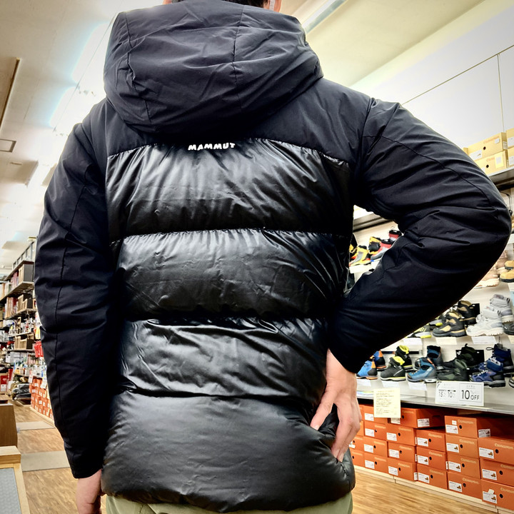 好日山荘 瑞穂店 : 雪山で使えるミドルウエイトダウンジャケット 