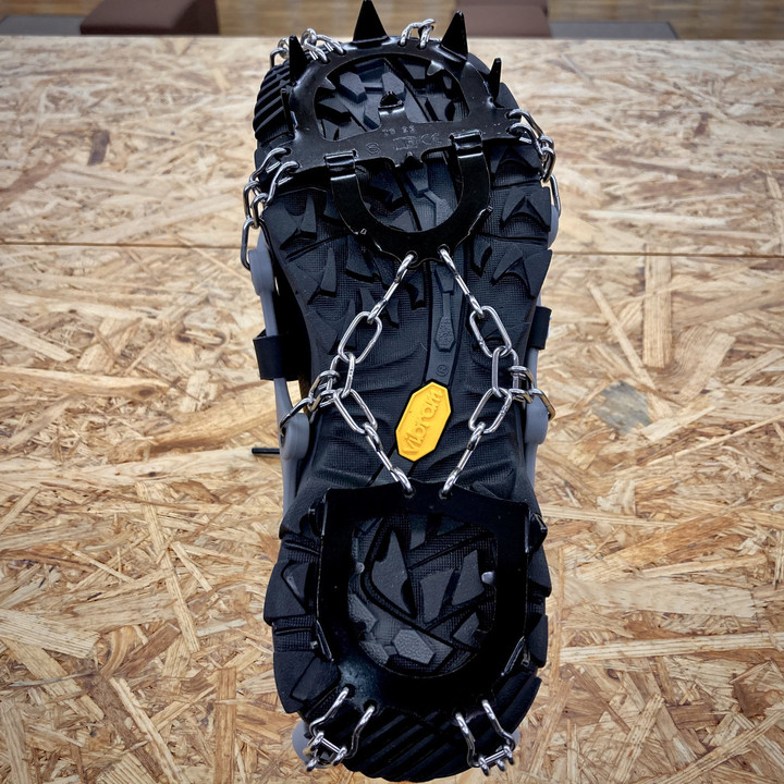 好日山荘 瑞穂店 : チェーンスパイクの出番です！ 『カンプ アイス