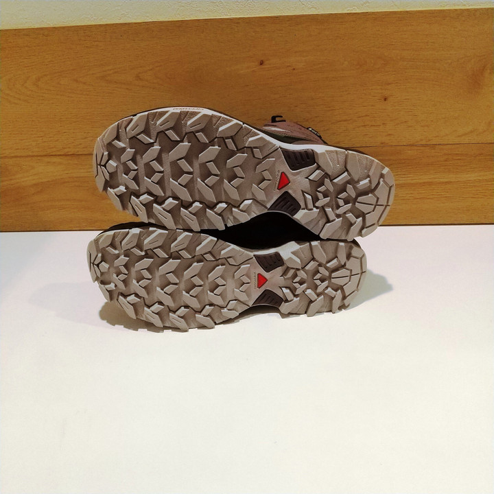 好日山荘 立川店 : サロモンのハイキングブーツ入荷！