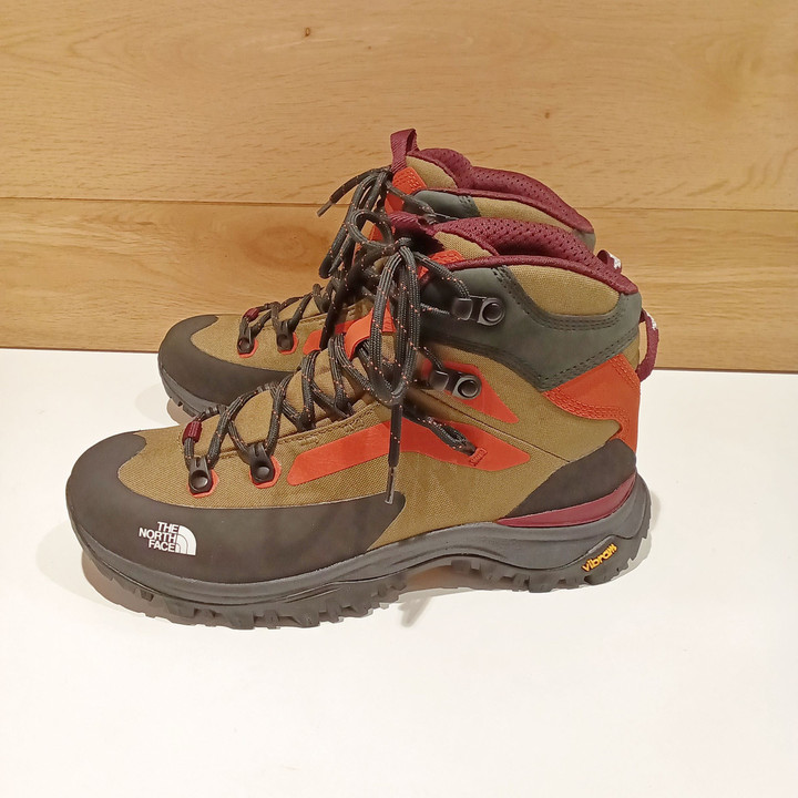 好日山荘 立川店 : THE NORTH FACE クレストン ハイク ミッド