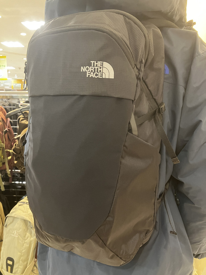 好日山荘 ならファミリー近鉄百貨店奈良店 : THE NORTH FACEの