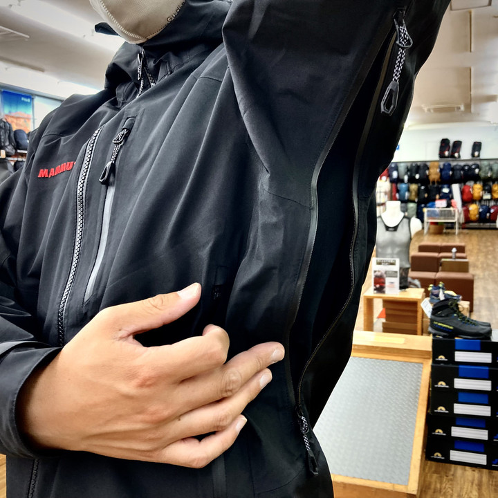 好日山荘 瑞穂店 : マムート アヤコPro 2.0 HS フーデッドジャケット 