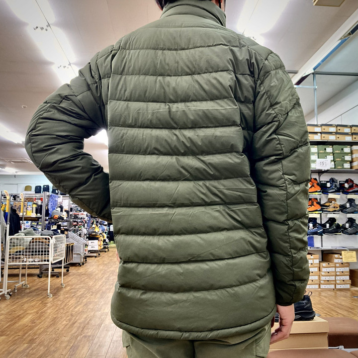 好日山荘 瑞穂店 : 重ね着しやすいダウンジャケット フォックス 