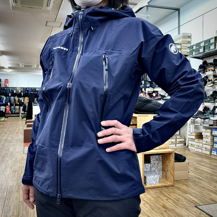 好日山荘 瑞穂店 : 軽量レインスーツ入荷しました マムート『オール
