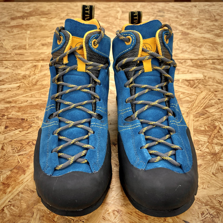 新品未使用 スポルティバ ボルダーX ミッド GTX26.7cm スポルティバ La Sportiva ボルダー エックス ミッド GTX Boulder X