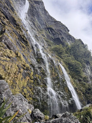 630048974_1537850365015841_66907083