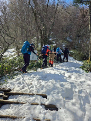 642714117_1557492429718301_88993095 642714117_1557492429718301_88993095